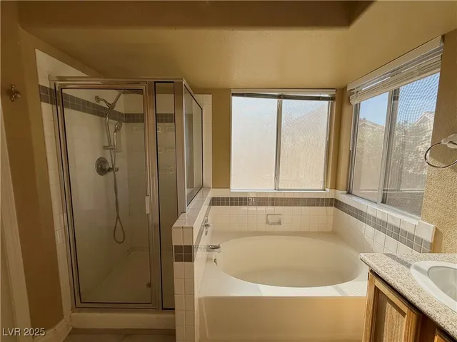 $3,290 | 2404 Twin Flower Circle, Las Vegas, NV 89134