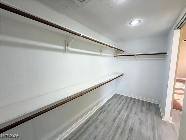 $3,290 | 2404 Twin Flower Circle, Las Vegas, NV 89134