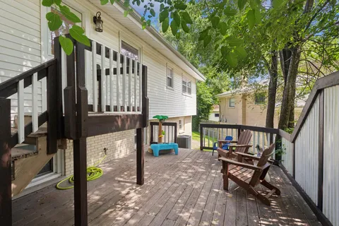 $549,000 | 9001 East Prairie Road, Evanston, IL 60203