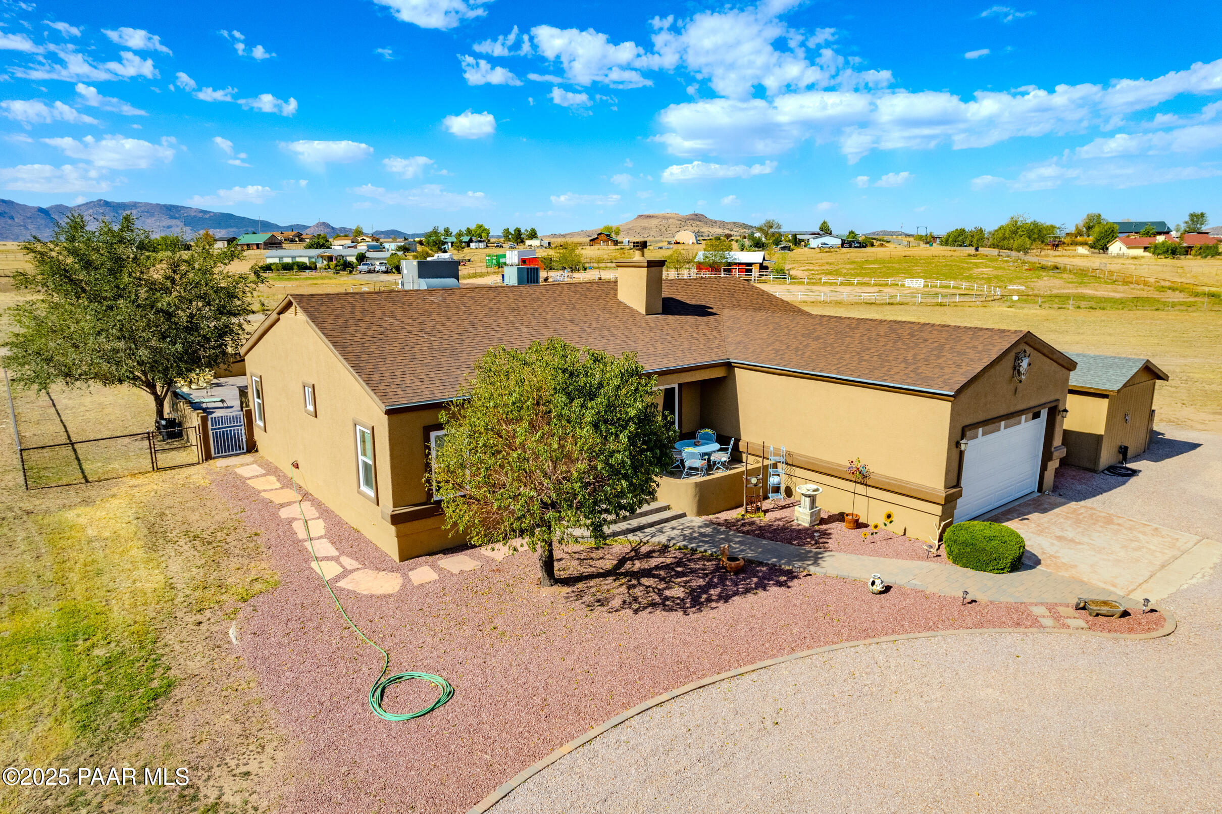 1780 South Yellow Brick Road Chino Valley, AZ 86323 - Photo 5 of 47 a view of a terrace