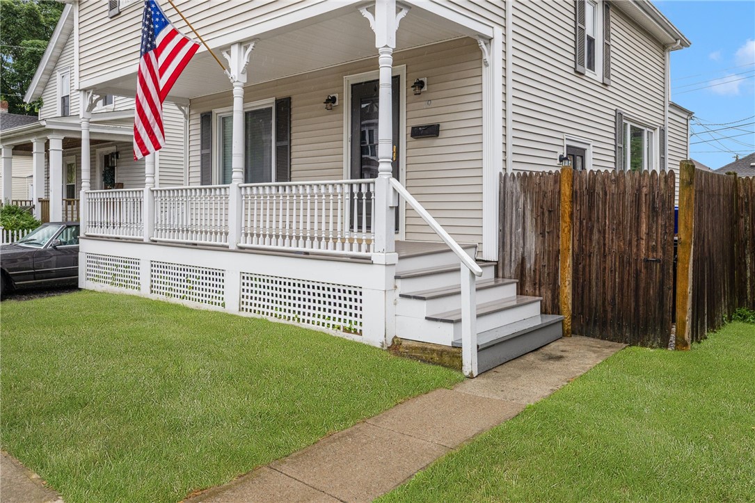 19 County Street Newport, RI 02840 - Photo 3 of 39