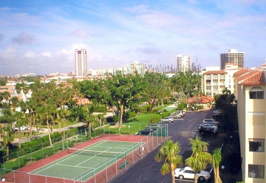 951 De Soto Road, Unit 233 Boca Raton, FL 33432 - Photo 39 of 41 a view of a city with tall buildings
