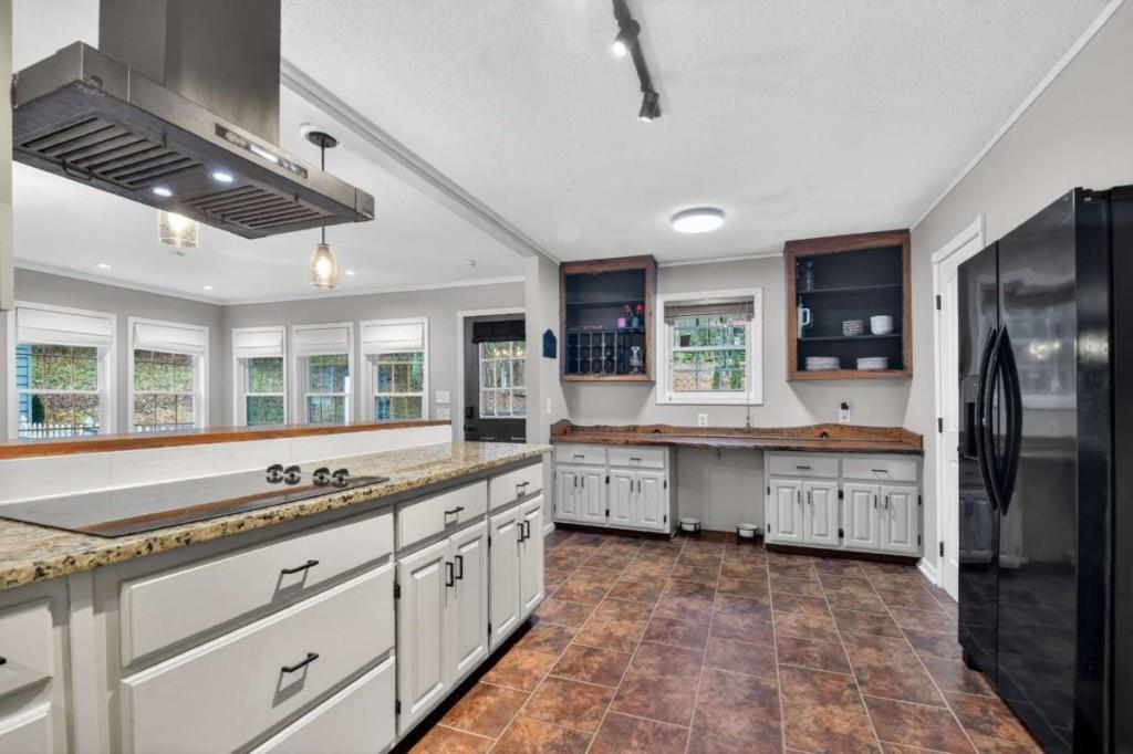 111 Laurel Crossing Blue Ridge, GA 30513 - Photo 14 of 50