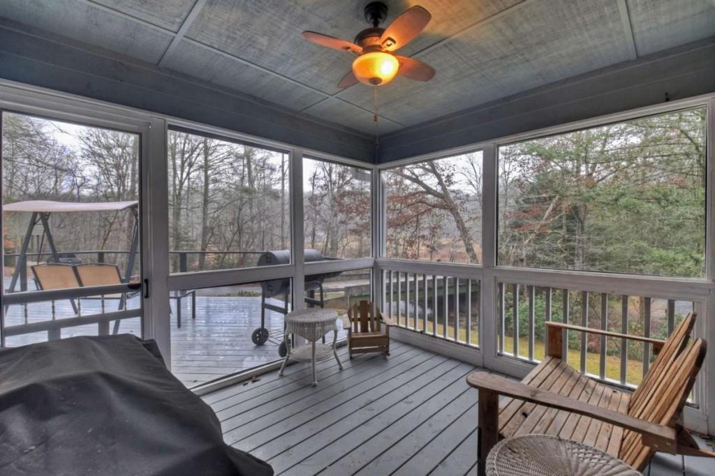 111 Laurel Crossing Blue Ridge, GA 30513 - Photo 9 of 50