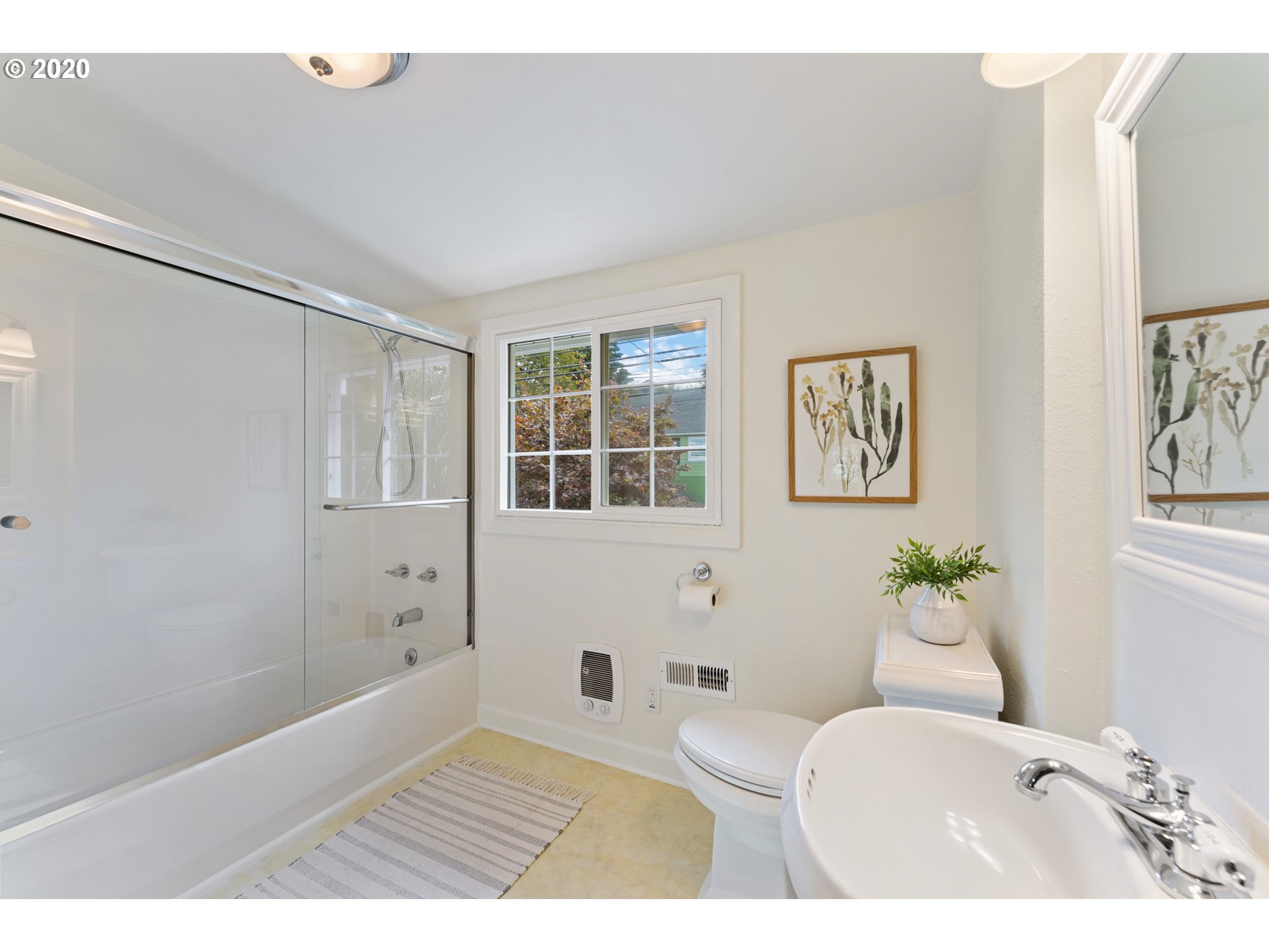 1611 Southwest Freeman Street Portland, OR 97219 - Photo 22 of 32 Gallery Image 22