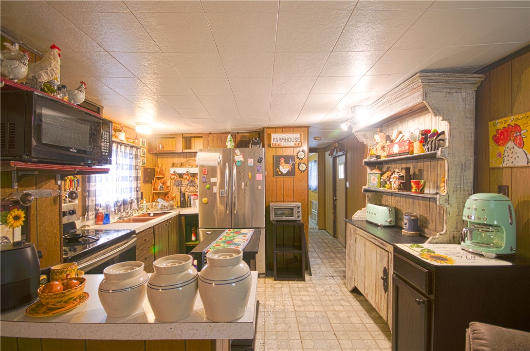 422 Barbara Somerville, TX 77879 - Photo 10 of 27