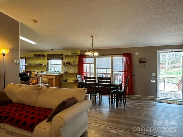 $250,000 | 14 Westfield Trace, Franklin, NC 28734