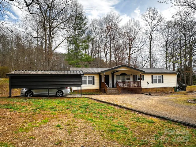 $250,000 | 14 Westfield Trace, Franklin, NC 28734