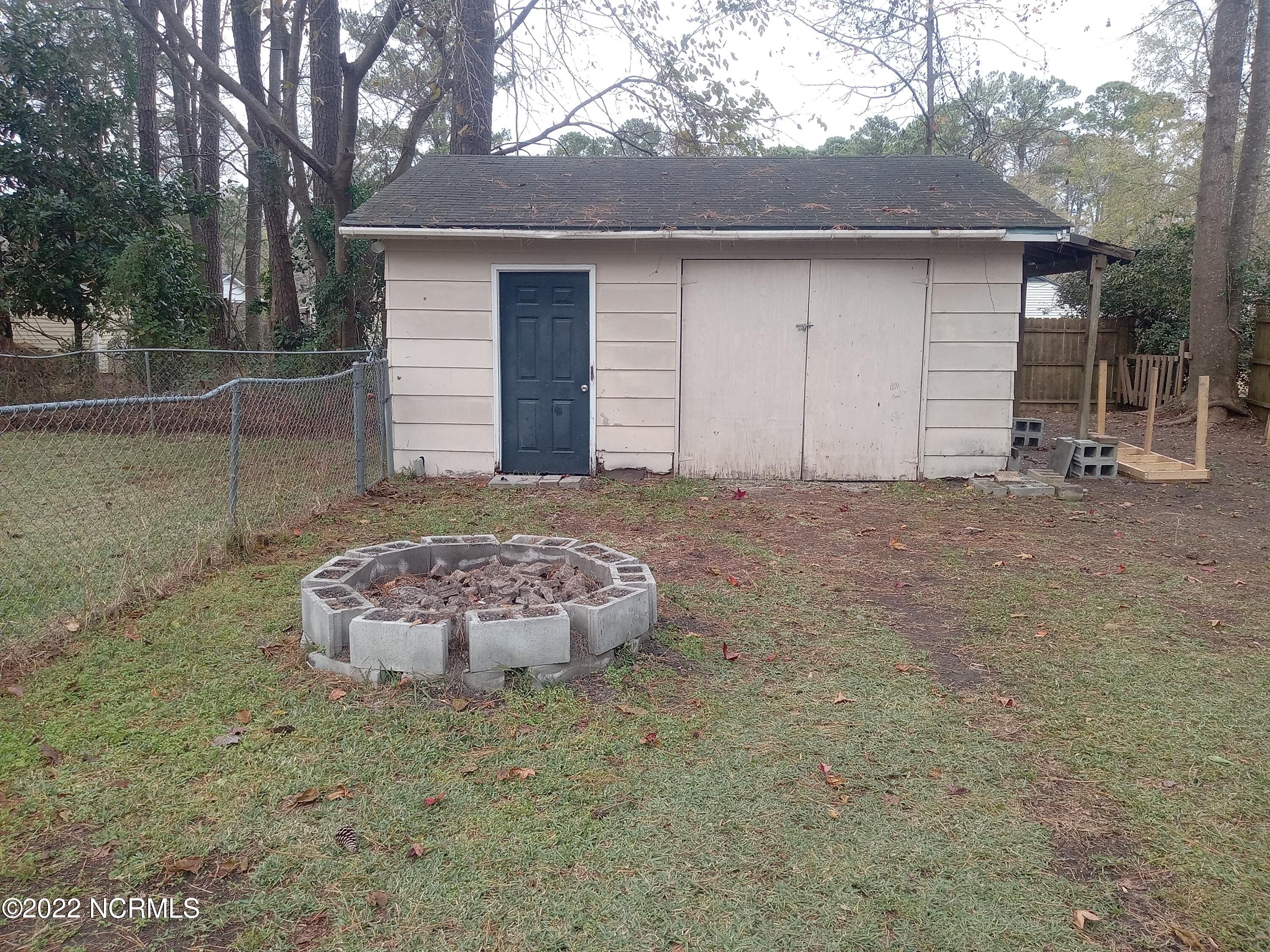 216 Gibbs Road New Bern, NC 28560 - Photo 11 of 35 workshop