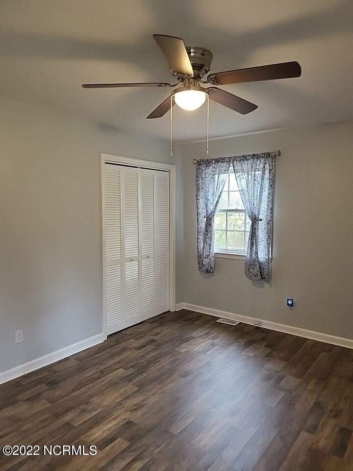 216 Gibbs Road New Bern, NC 28560 - Photo 34 of 35 third bedrrom