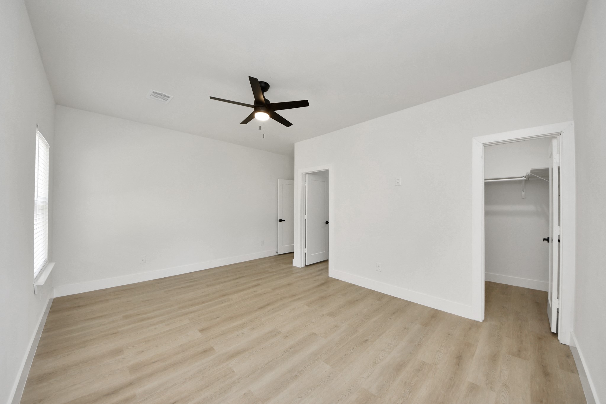 1314 West Willis Street, Unit A Alvin, TX 77511 - Photo 12 of 50