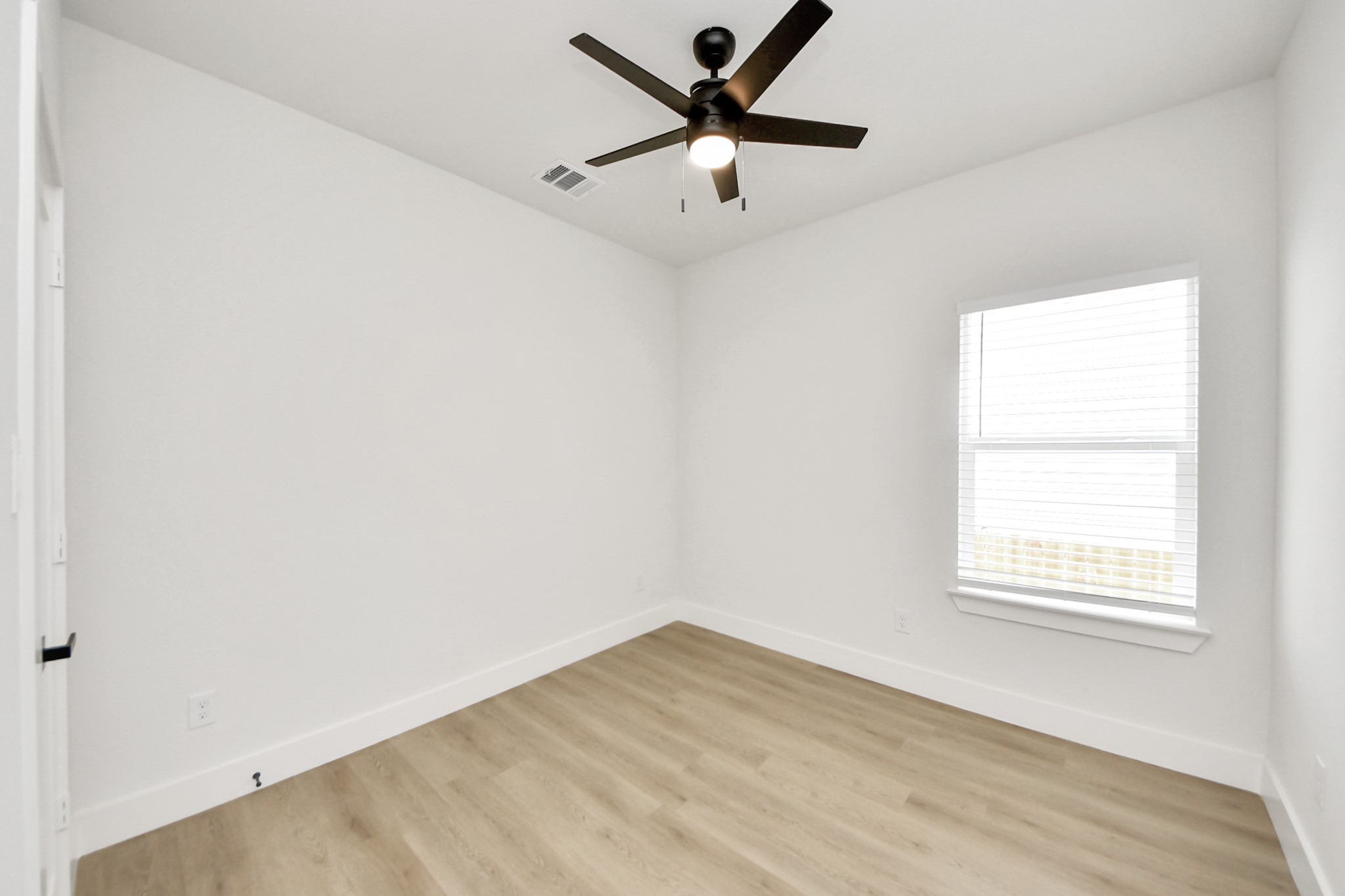 1314 West Willis Street, Unit A Alvin, TX 77511 - Photo 10 of 50