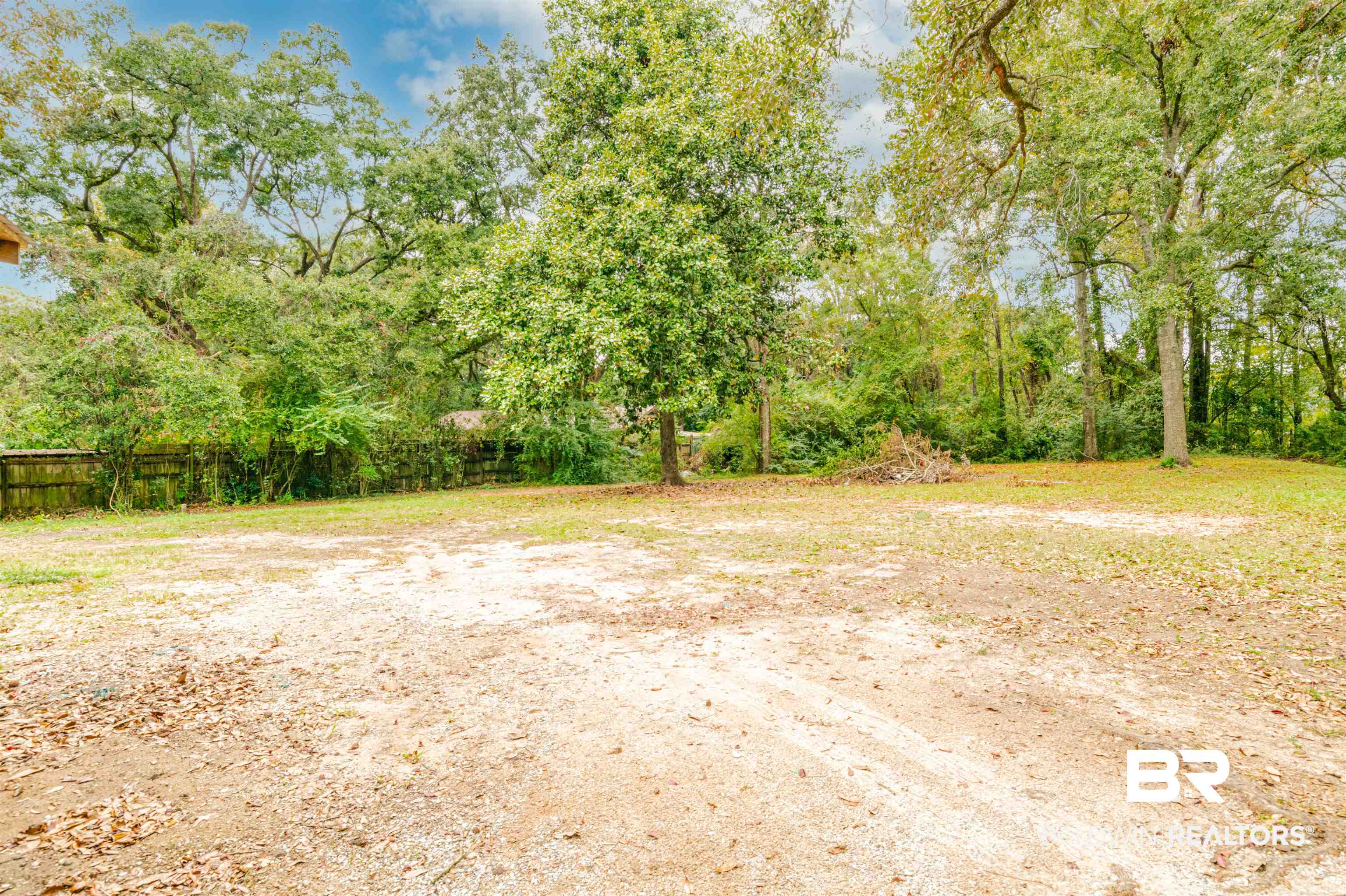 6300 Scott Lane Theodore, AL 36582 - Photo 5 of 34