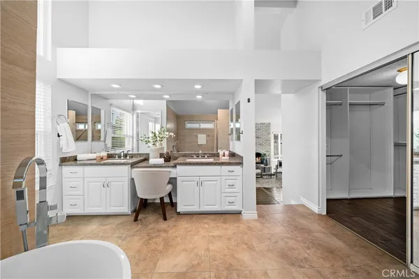 $2,280,000 | 41 Hermosa, Irvine, CA 92620
