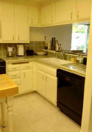 $5,850 | 1105 Santa Madera Court, Solana Beach, CA 92075