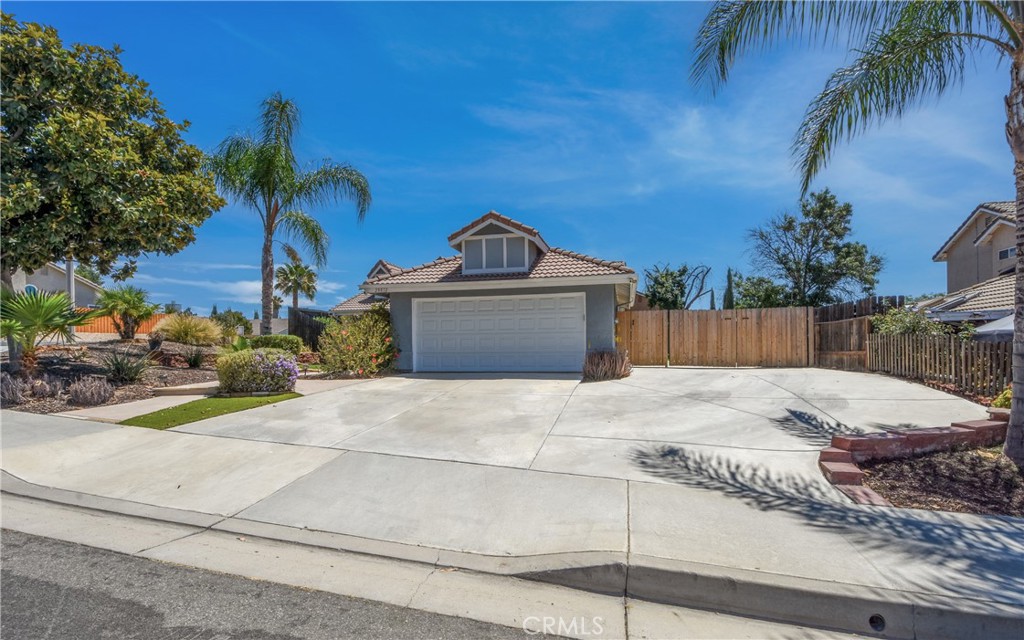 28872 Phoenix Way Menifee, CA 92586 - Photo 2 of 36