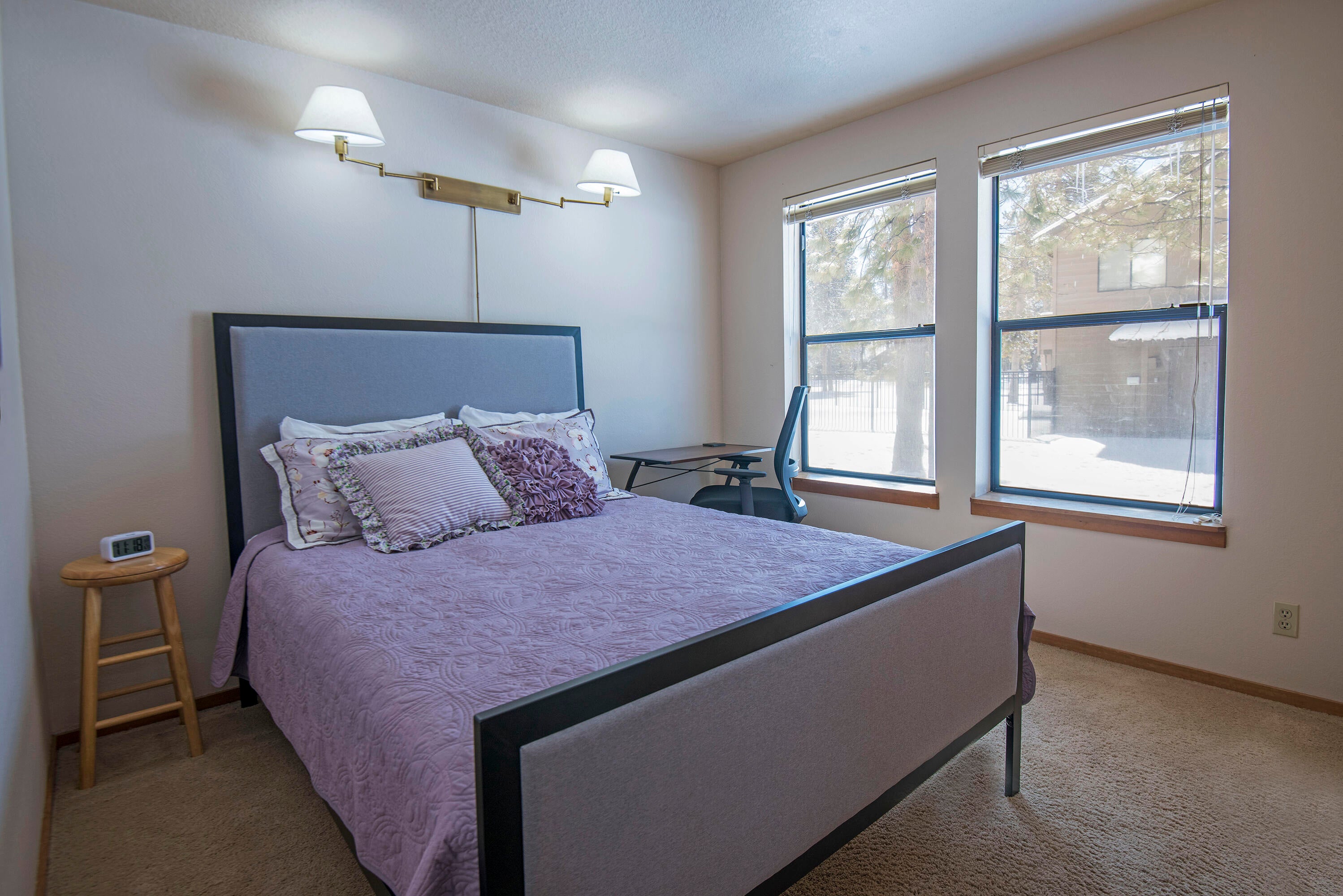 17720 West Core Road, Unit 4 Sunriver, OR 97707 - Photo 18 of 25 13