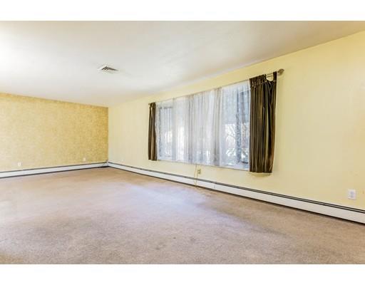 12 Colonial Way Rehoboth, MA 02769 - Photo 6 of 30 Gallery Image 6