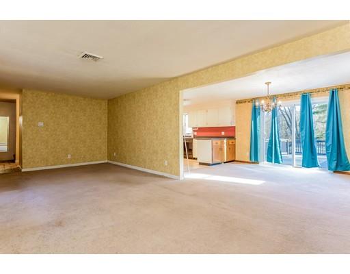 12 Colonial Way Rehoboth, MA 02769 - Photo 8 of 30 Gallery Image 8