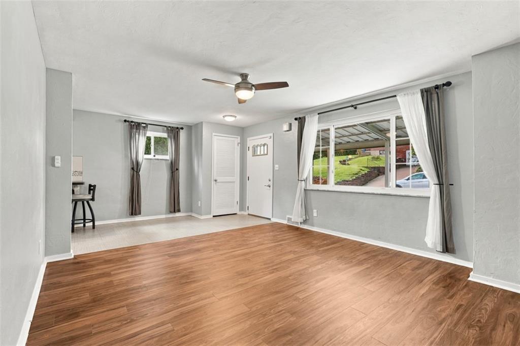 321 East Garden Road Pittsburgh, PA 15227 - Photo 6 of 29 Gallery Image 6