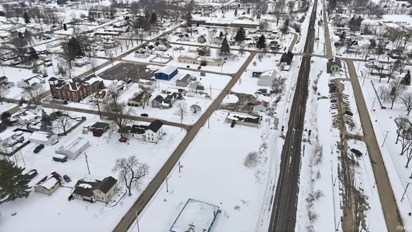 $24,900 | 400 West Railroad Street, Waterloo, IN 46793