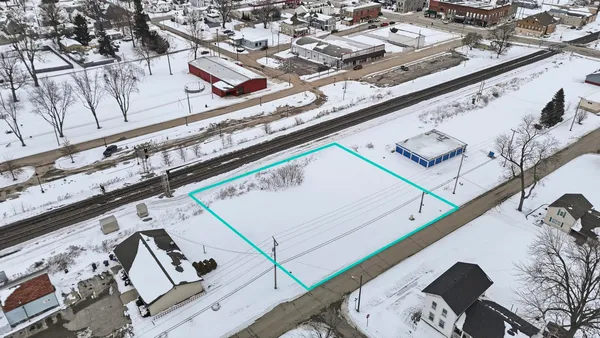 $24,900 | 400 West Railroad Street, Waterloo, IN 46793