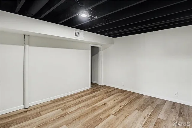 $2,300 | 4895 Lockwig Trail, Florissant, MO 63033