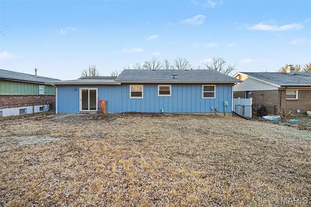 $2,300 | 4895 Lockwig Trail, Florissant, MO 63033