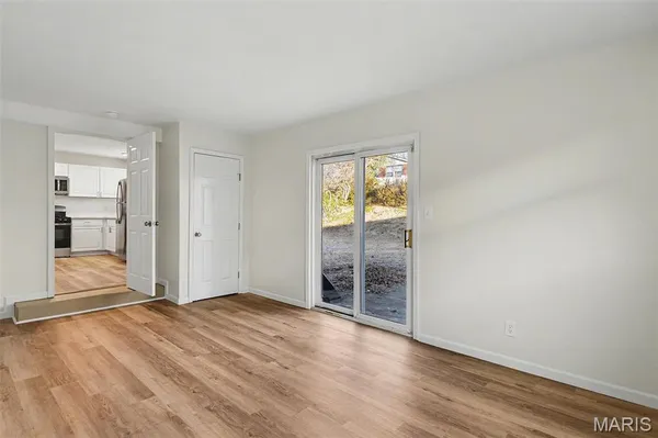 $2,200 | 4895 Lockwig Trail, Florissant, MO 63033