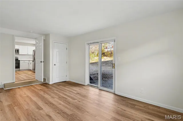 $2,300 | 4895 Lockwig Trail, Florissant, MO 63033