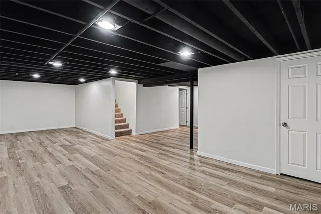 $2,300 | 4895 Lockwig Trail, Florissant, MO 63033