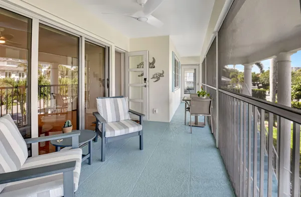 $849,000 | 201 Venetian Drive, Unit 4, Delray Beach, FL 33483