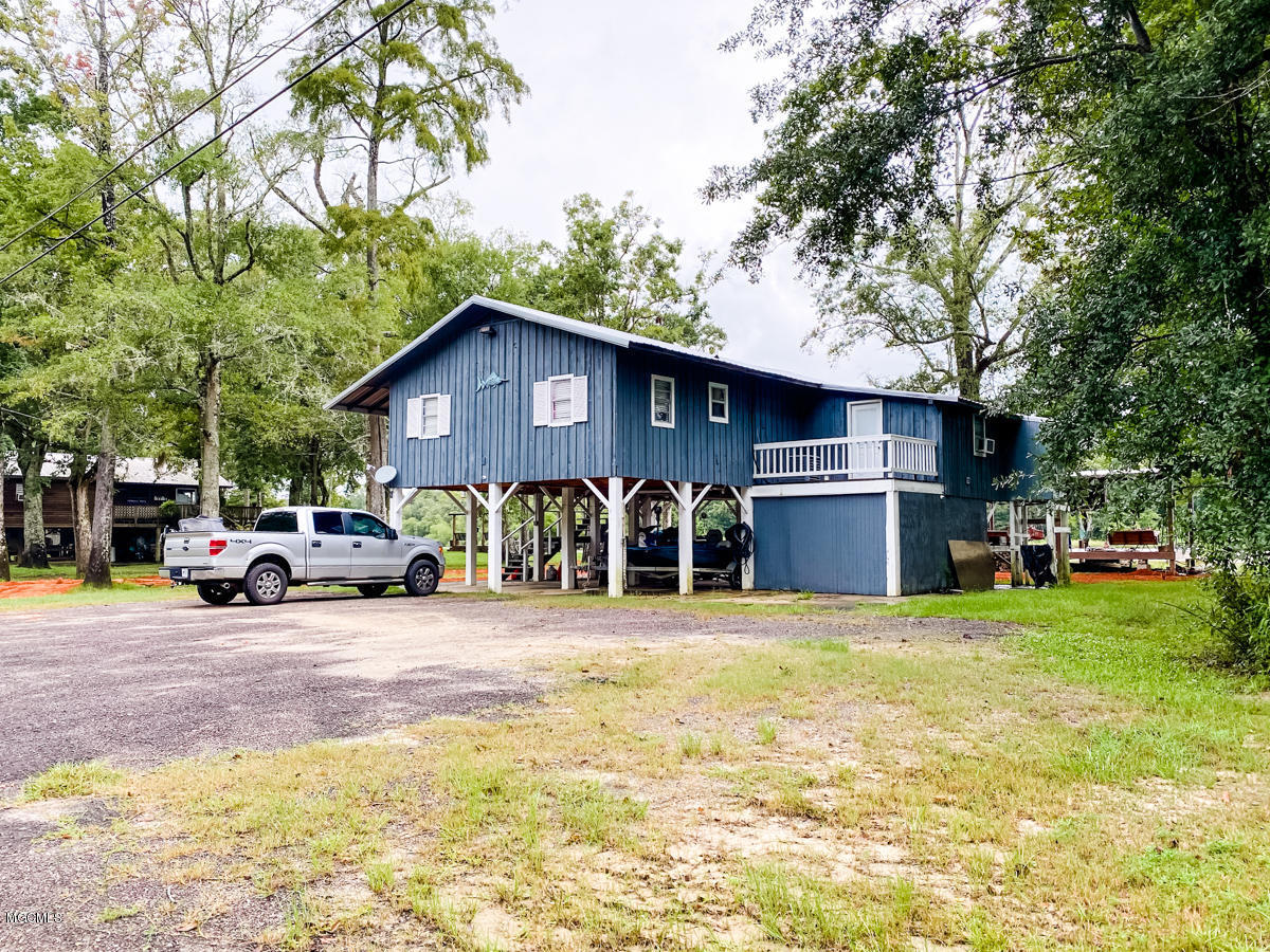 2401 Pascagoula River Road Moss Point, MS 39562 - Photo 1 of 26 IMG_3474