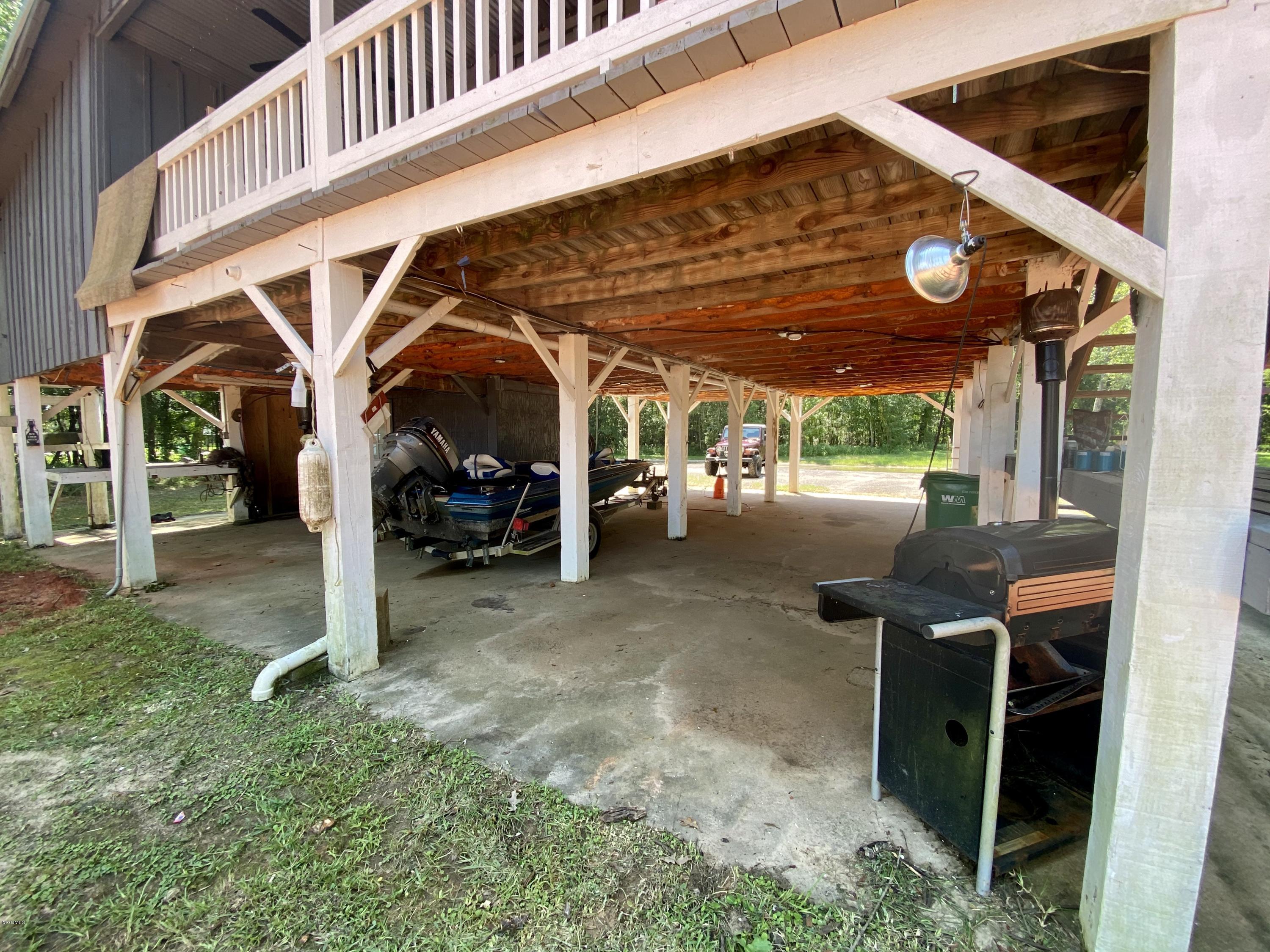 2401 Pascagoula River Road Moss Point, MS 39562 - Photo 20 of 26 5C0BB196-CEE6-4FC6-9138-15EDB9092FB4_1_2