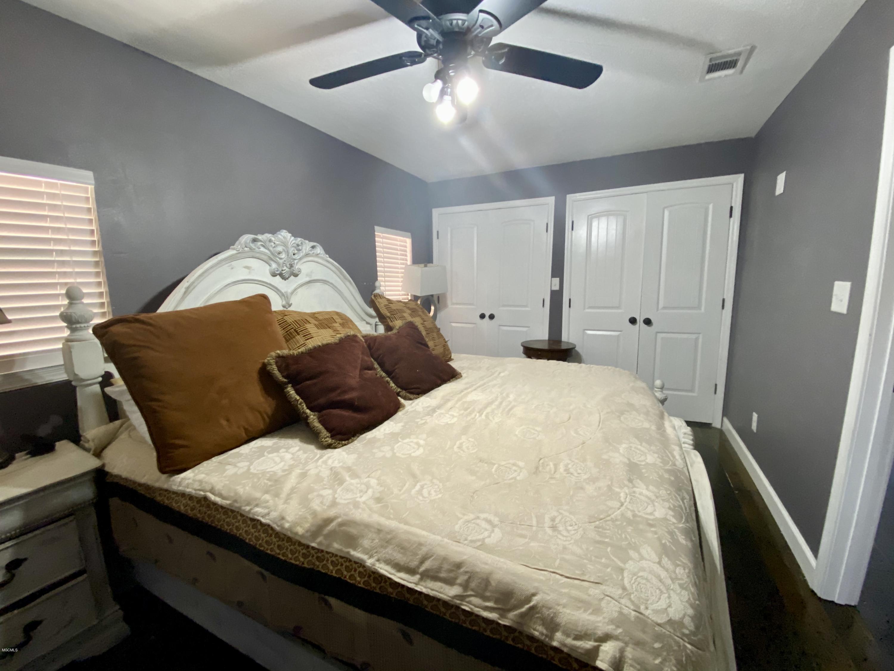 2401 Pascagoula River Road Moss Point, MS 39562 - Photo 8 of 26 2EF0183F-6B8B-4D9A-8B65-758B9F716D4D_1_2