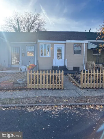 $1,400 | 914 Burnside Road, Sharon Hill, PA 19079