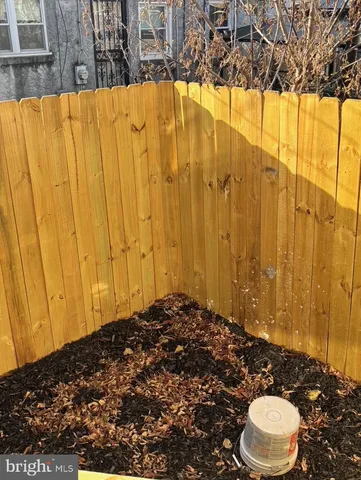 $1,400 | 914 Burnside Road, Sharon Hill, PA 19079