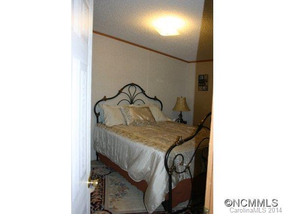 49 Goose Creek Road Swannanoa, NC 28778 - Photo 21 of 23 Gallery Image 21
