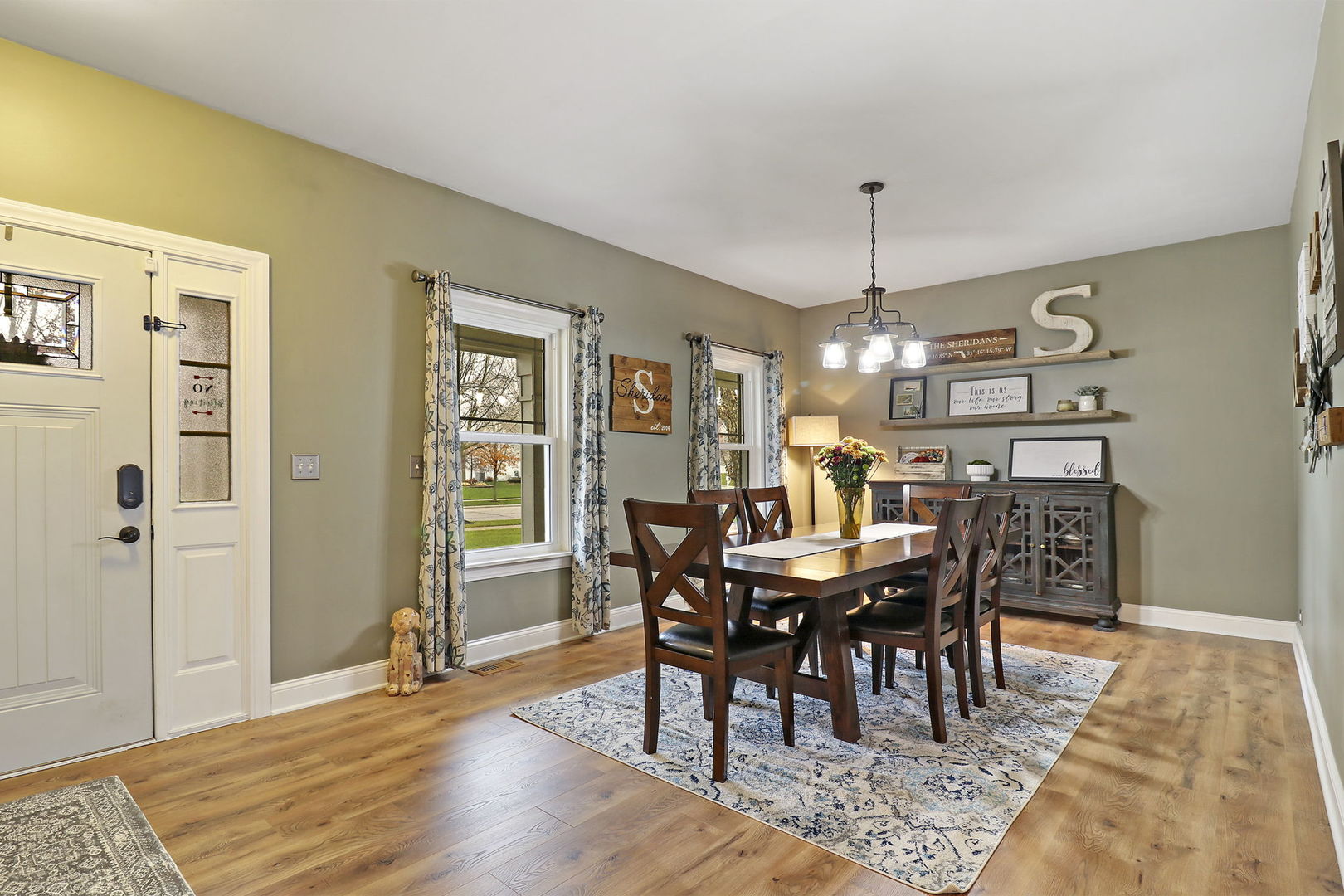 1468 Sutton Circle Wauconda, IL 60084 - Photo 3 of 33 a view of a dining room with furniture