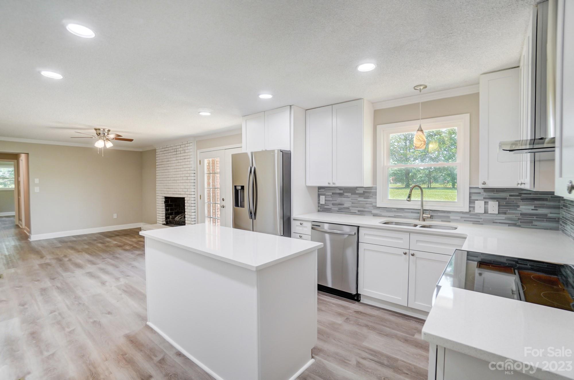 3102 Cloninger Road Dallas, NC 28034 - Photo 5 of 19 Gallery Image 5