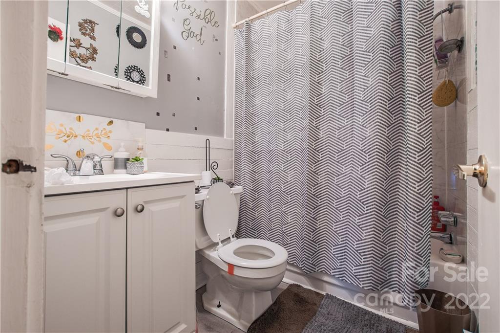 502 Hampton Road, Unit INCLUDES 504 506 508 Lancaster, SC 29720 - Photo 23 of 29 Gallery Image 23