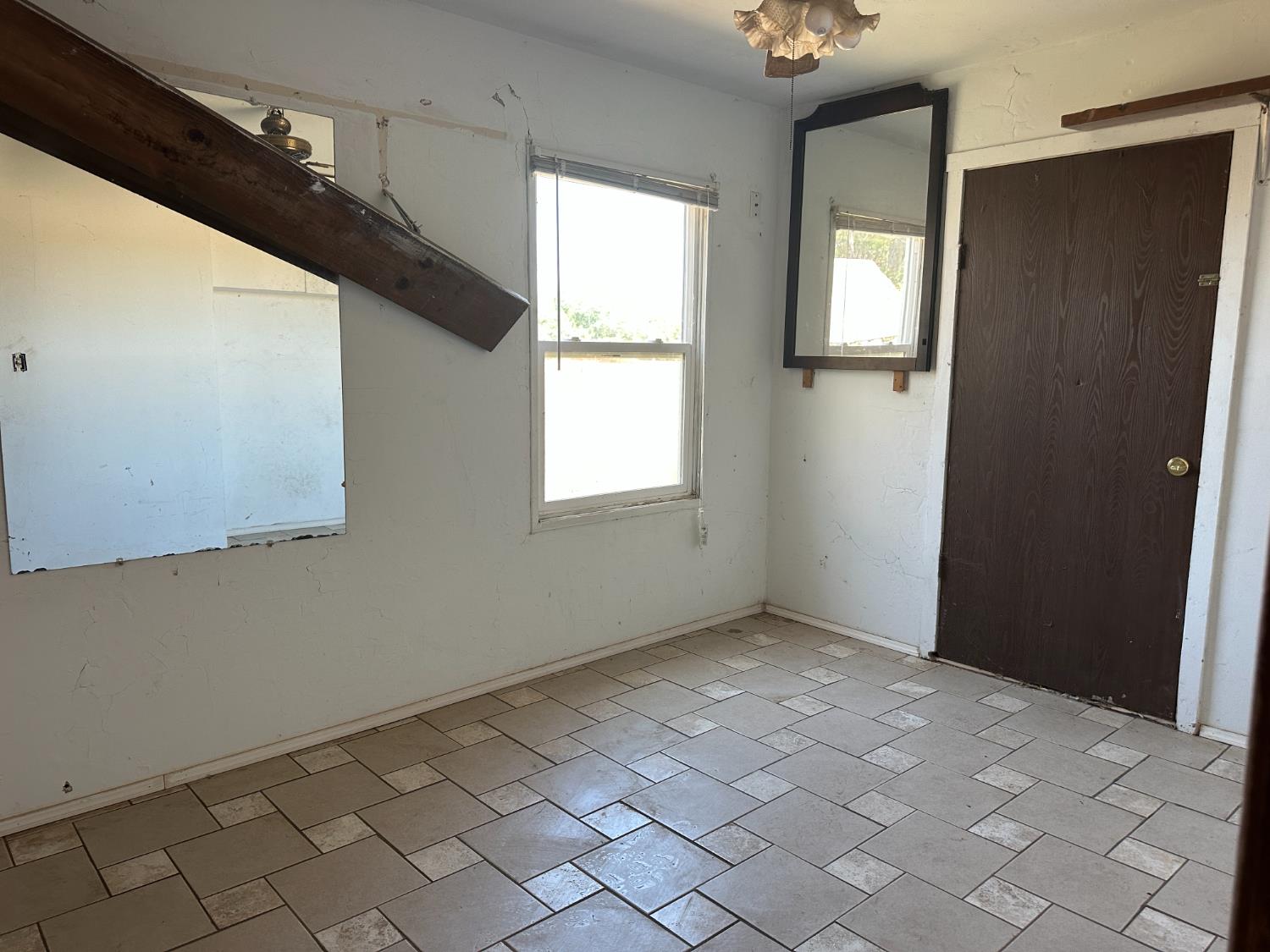 19637 East American Avenue Reedley, CA 93654 - Photo 9 of 40
