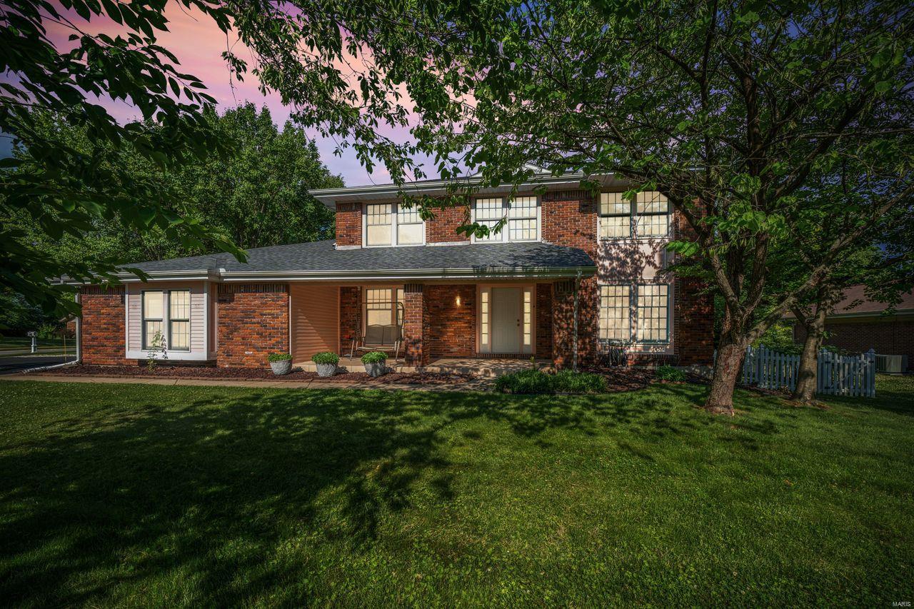 632 North Mosley Road St. Louis, MO 63141 - Photo 1 of 34 Gallery Image 1