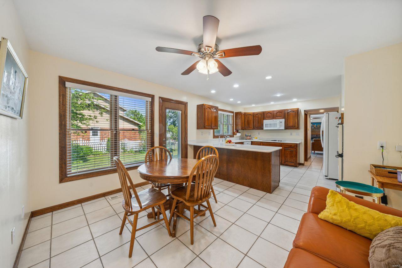 632 North Mosley Road St. Louis, MO 63141 - Photo 13 of 34 Gallery Image 13