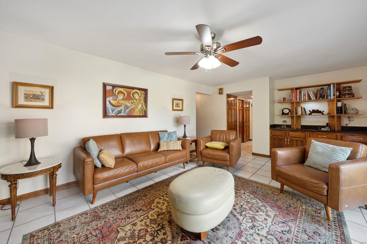 632 North Mosley Road St. Louis, MO 63141 - Photo 15 of 34 Gallery Image 15