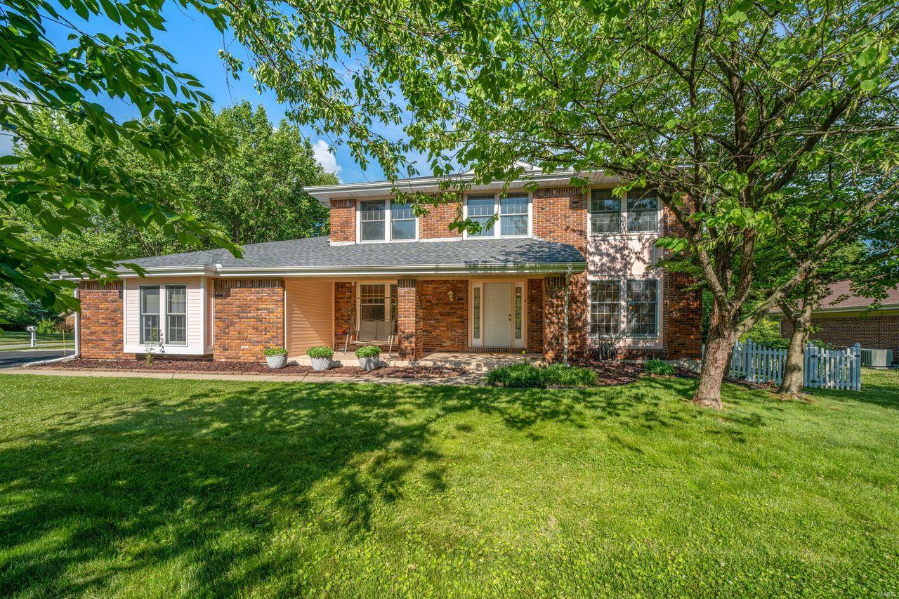 632 North Mosley Road St. Louis, MO 63141 - Photo 2 of 34 Gallery Image 2