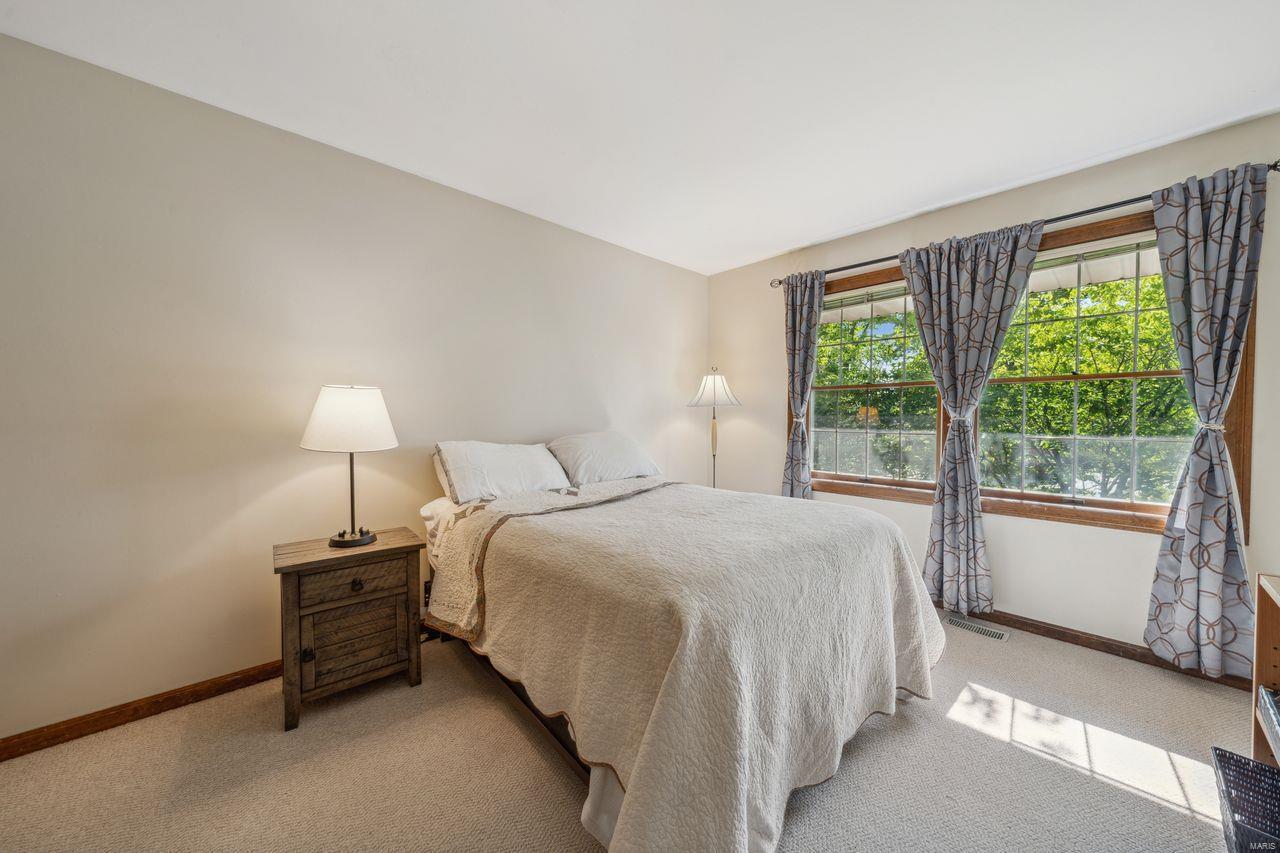 632 North Mosley Road St. Louis, MO 63141 - Photo 24 of 34 Gallery Image 24