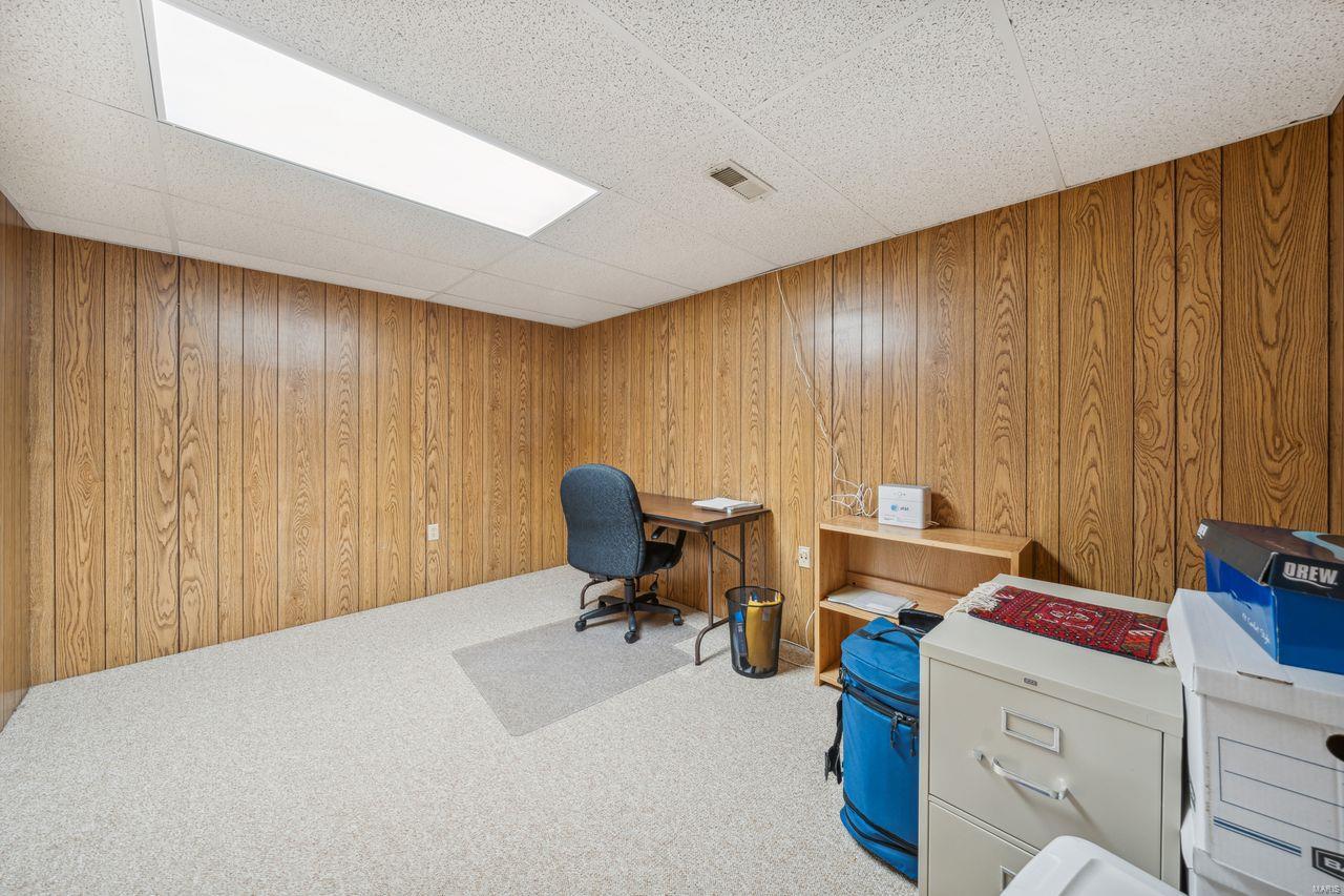 632 North Mosley Road St. Louis, MO 63141 - Photo 28 of 34 Gallery Image 28