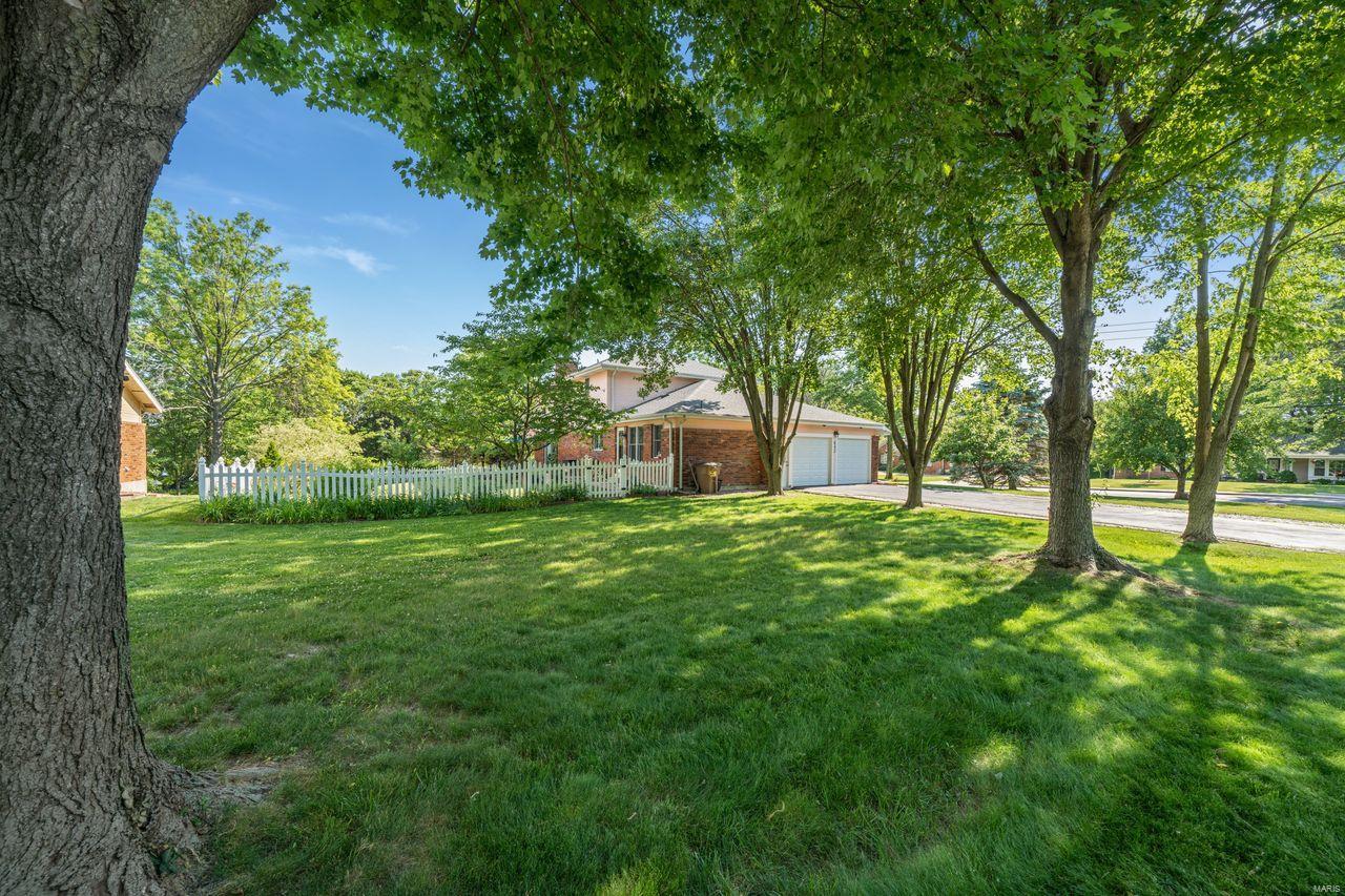 632 North Mosley Road St. Louis, MO 63141 - Photo 31 of 34 Gallery Image 31