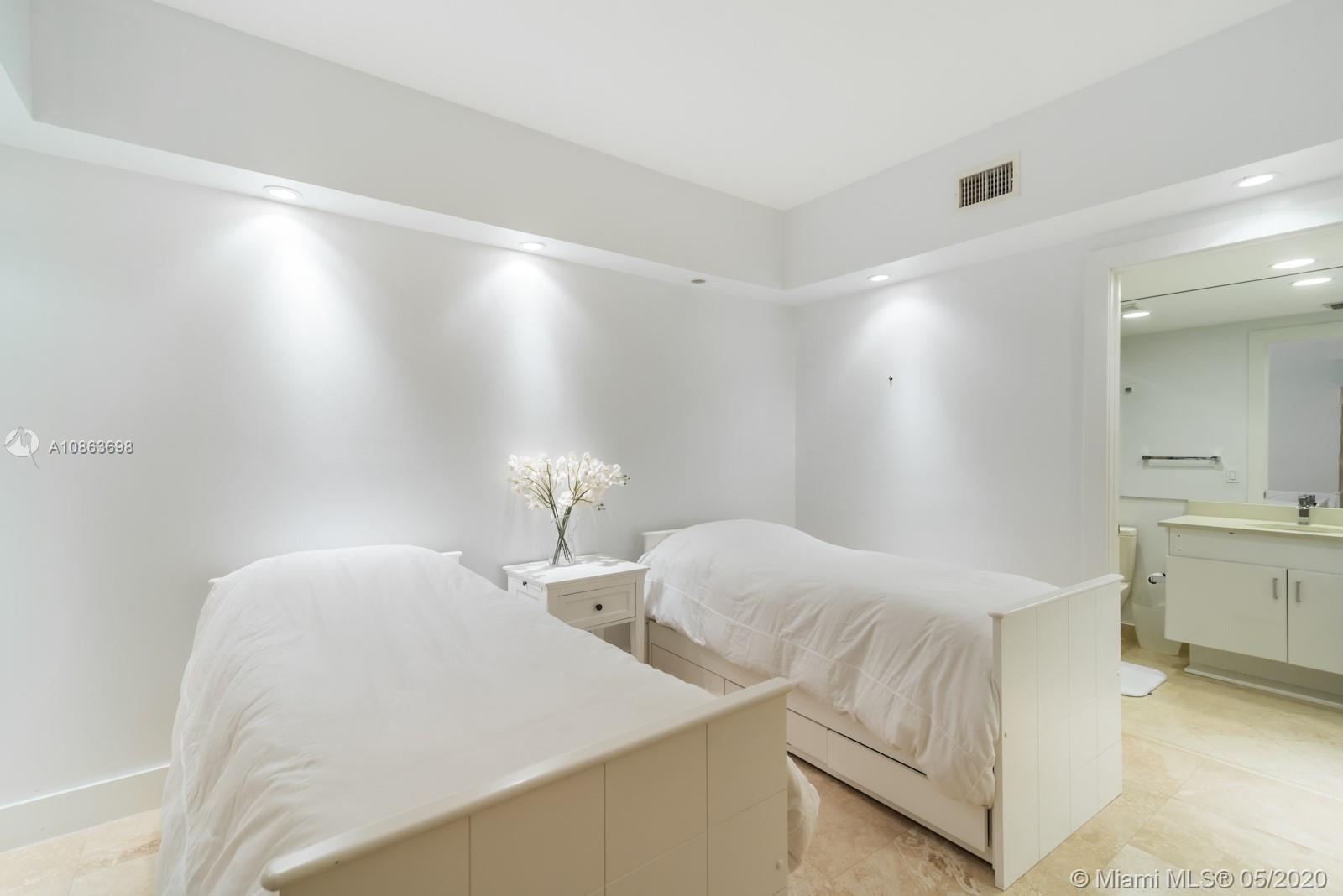 765 Crandon Boulevard, Unit 109 Key Biscayne, FL 33149 - Photo 12 of 16